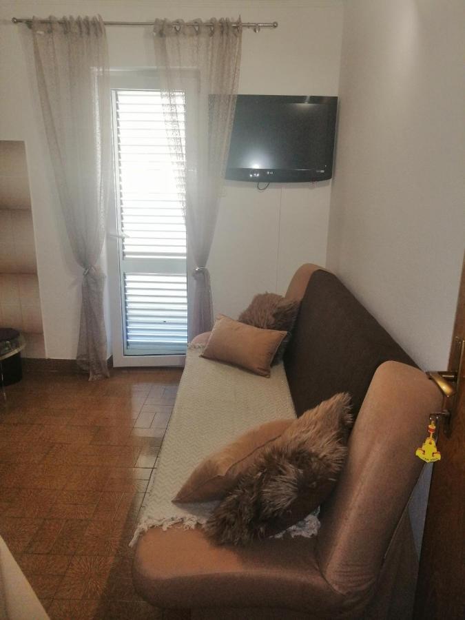 شقة Apartman Ivo Baška Voda المظهر الخارجي الصورة