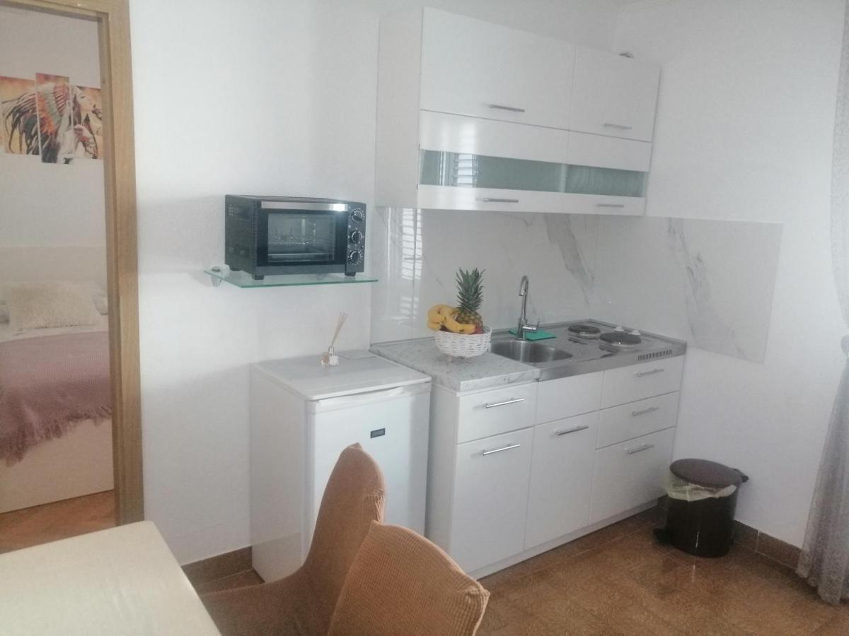 شقة Apartman Ivo Baška Voda المظهر الخارجي الصورة