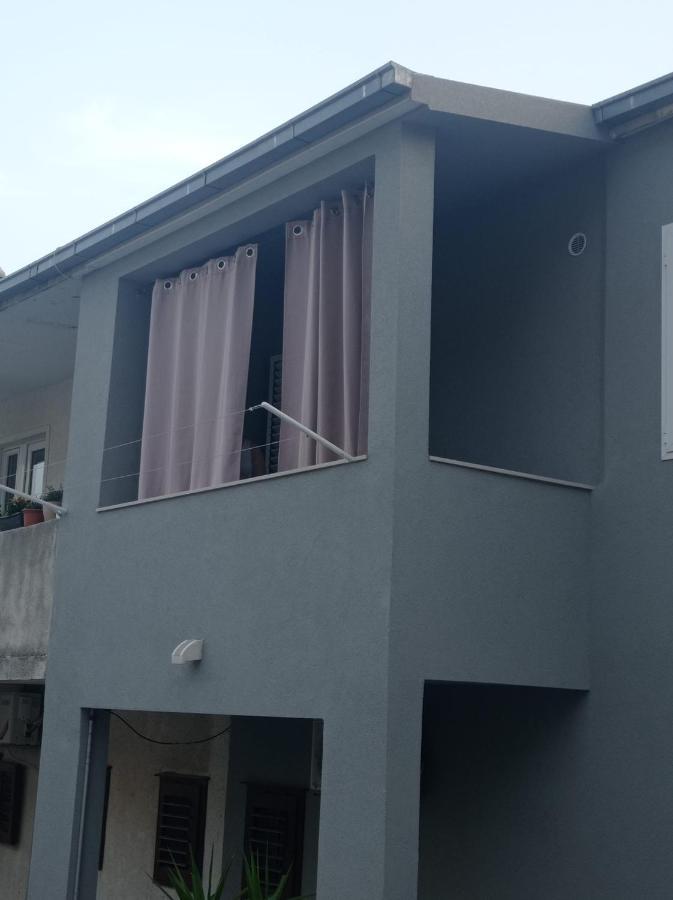 شقة Apartman Ivo Baška Voda المظهر الخارجي الصورة