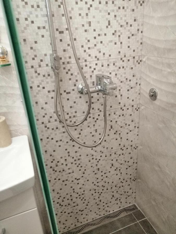 شقة Apartman Ivo Baška Voda المظهر الخارجي الصورة